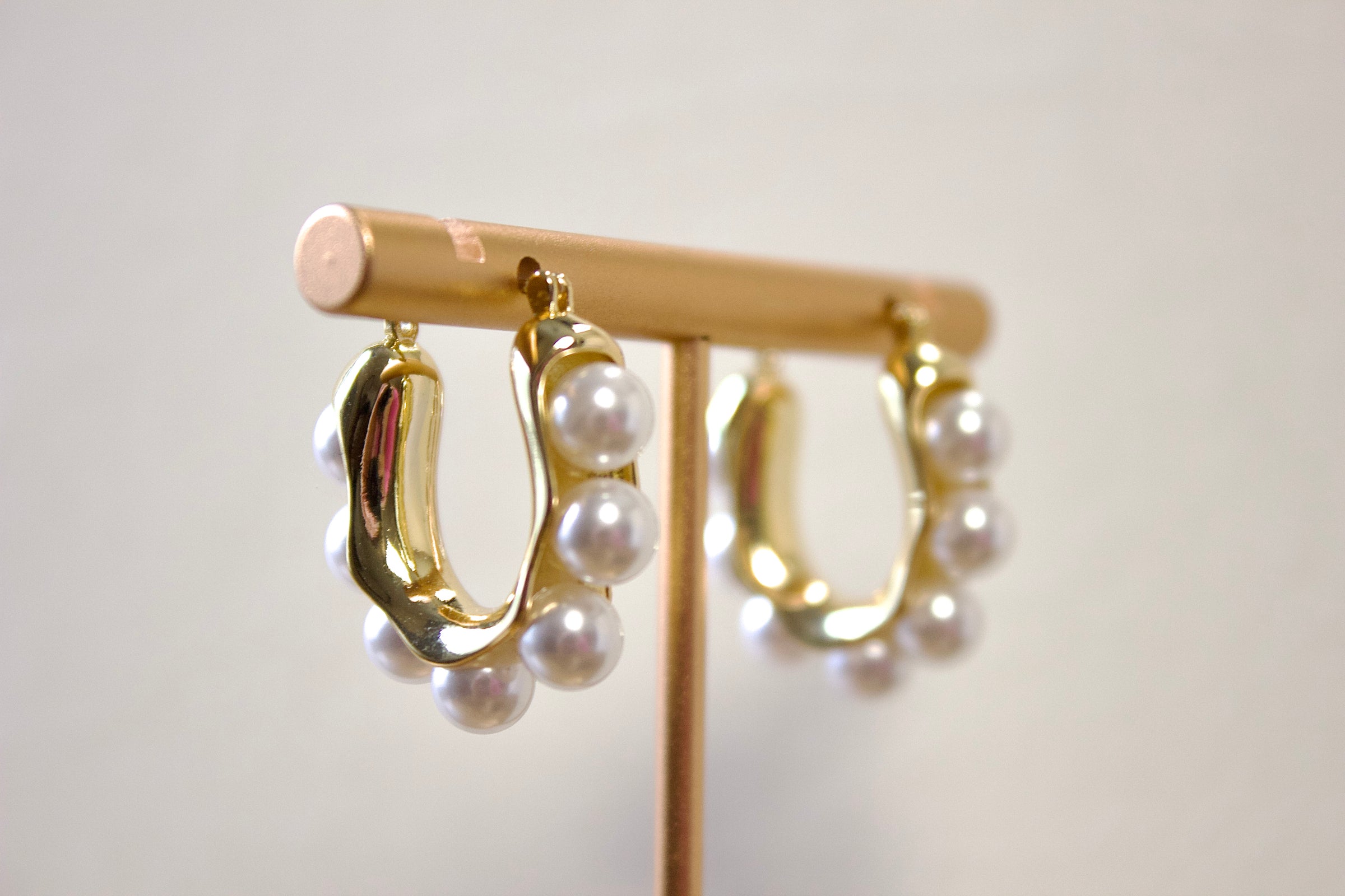The Magnolia Hoop