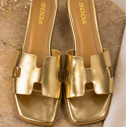 Champagne Coast Sandals