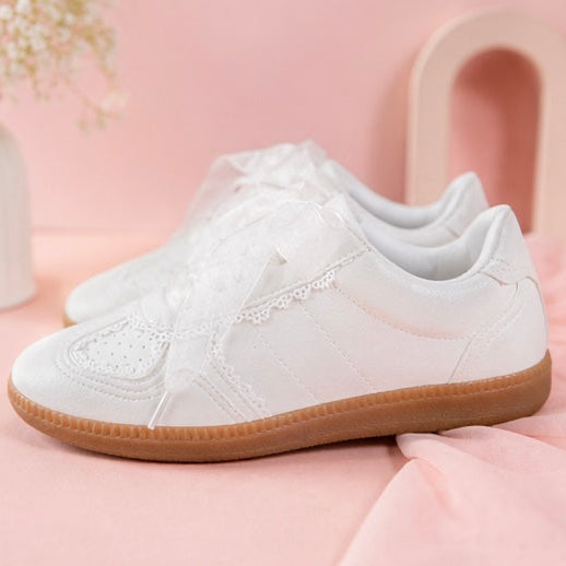 Lace Court Sneakers
